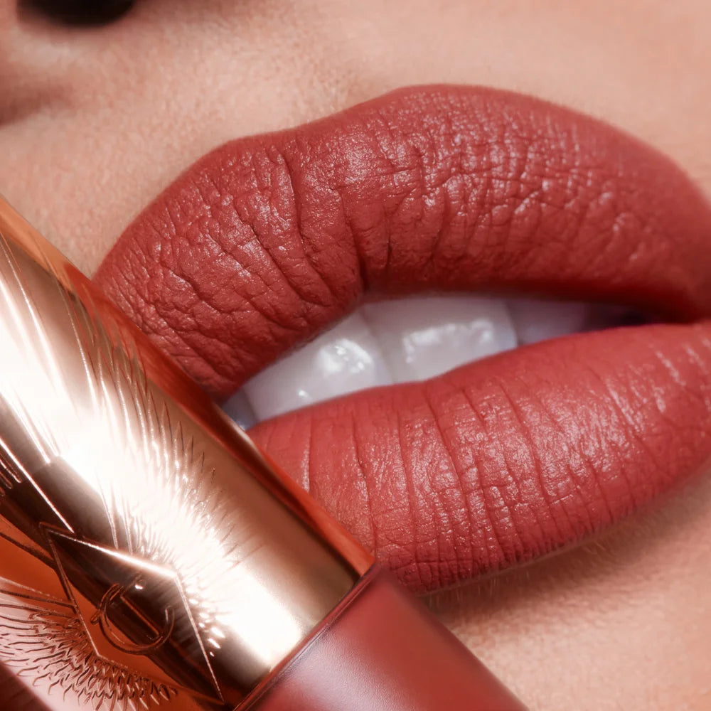 AIRBRUSH FLAWLESS LIP BLUR WALK OF NO SHAME BLUR